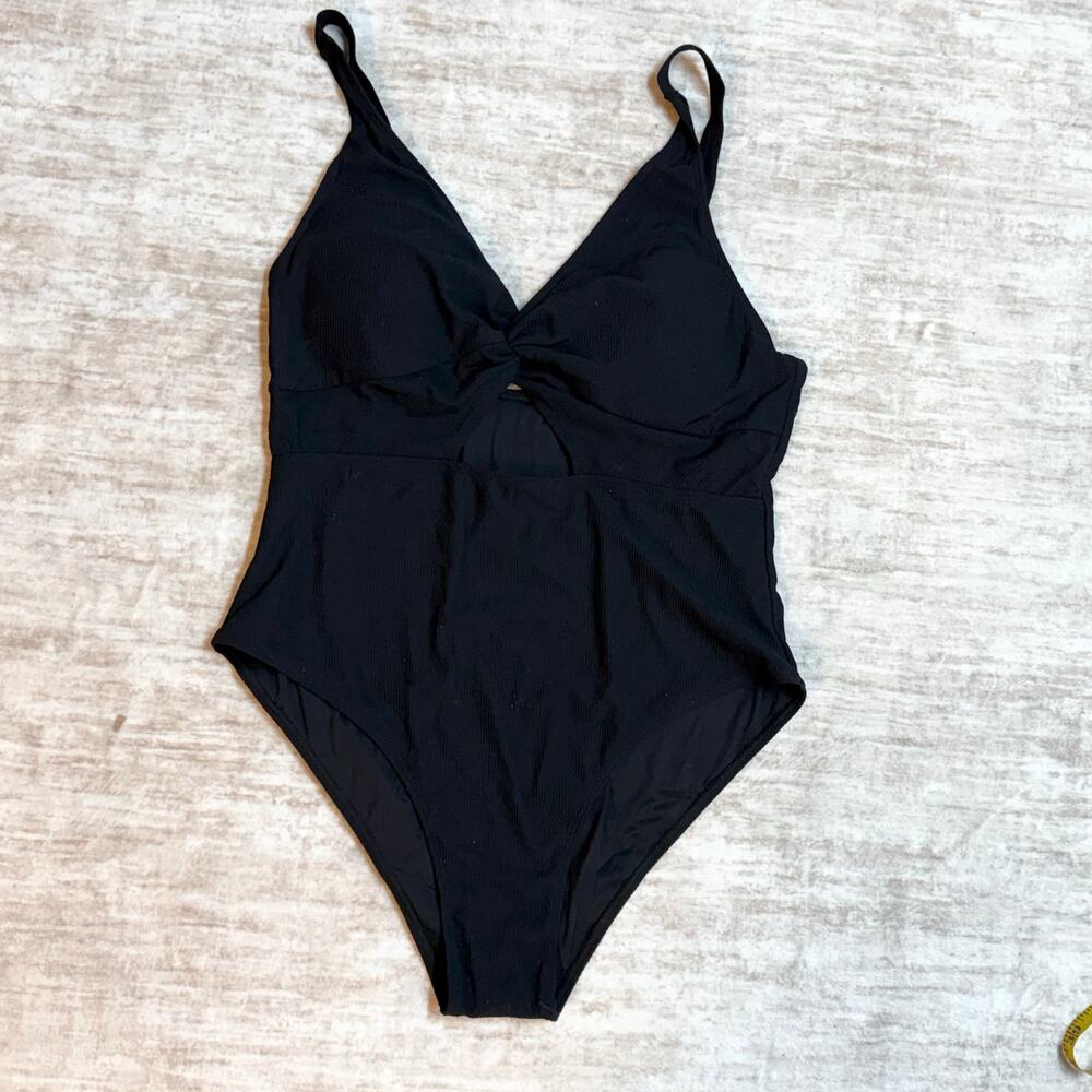Berlook Womens 20 Plus Size Black One Piece Swimsuit Ribbed Keyhole Twist Cutout